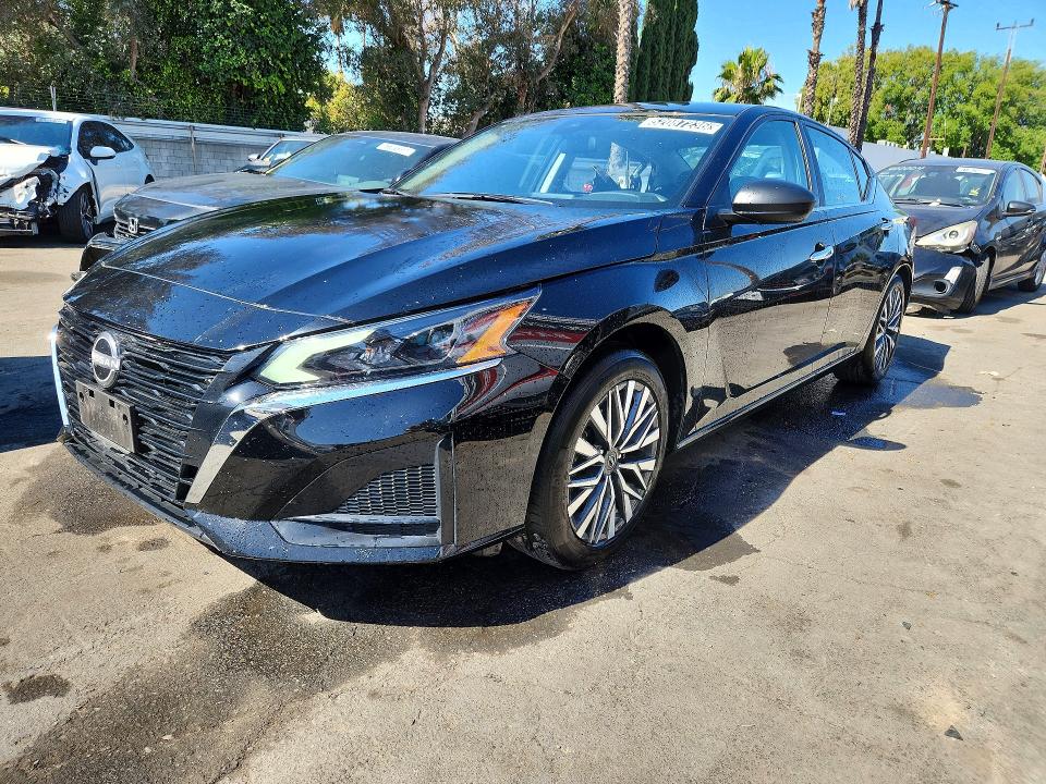 Продажа на аукционе авто 2025 Nissan Altima, vin: 1N4BL4DV7SN383556, номер лота: 52087236