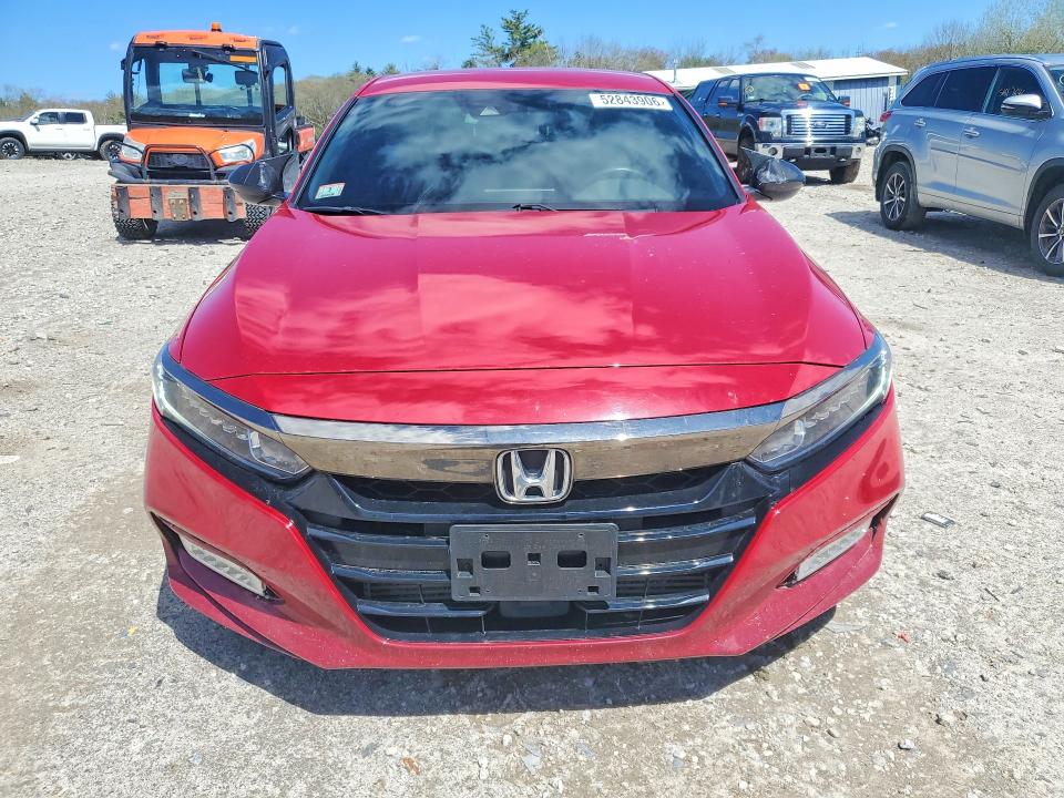 2018 Honda Accord მანქანა იყიდება აუქციონზე, vin: 1HGCV1F30JA236117, აუქციონის ნომერი: 52843906