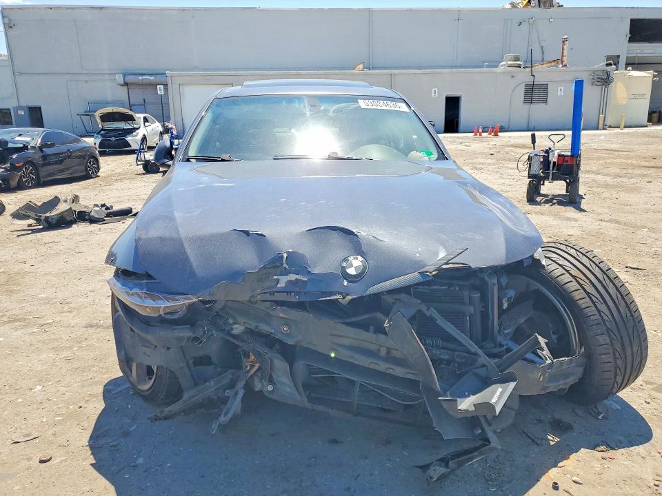 2006 Bmw 325 მანქანა იყიდება აუქციონზე, vin: WBAVB13526PT04960, აუქციონის ნომერი: 53084636