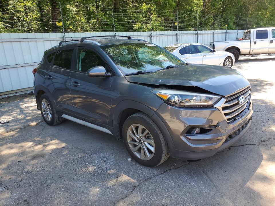 53656536 :رقم المزاد ، KM8J33A44HU450717 vin ، 2017 Hyundai Tucson مزاد بيع