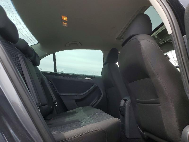 52001606 :رقم المزاد ، 3VWDA7AJ8FM294796 vin ، 2015 Volkswagen Jetta مزاد بيع