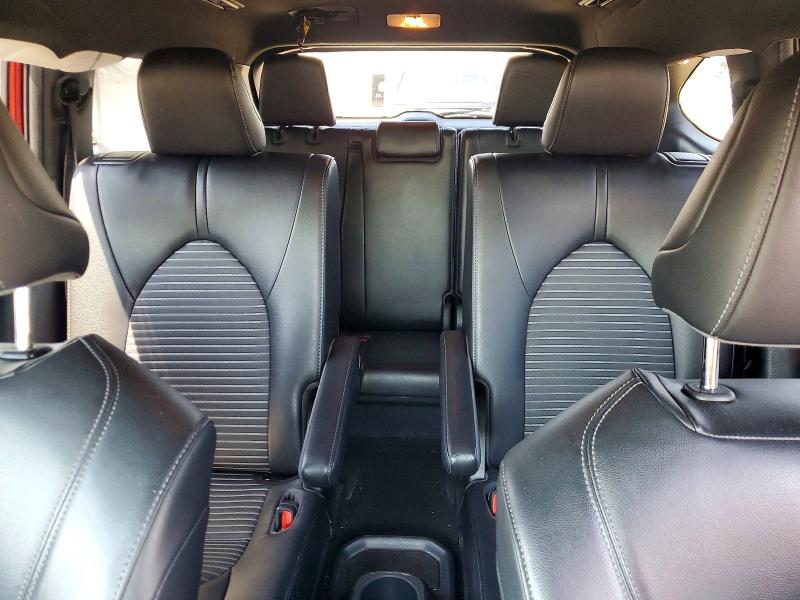 53781786 :رقم المزاد ، 5TDLZRBHXNS215898 vin ، 2022 Toyota Highlander مزاد بيع