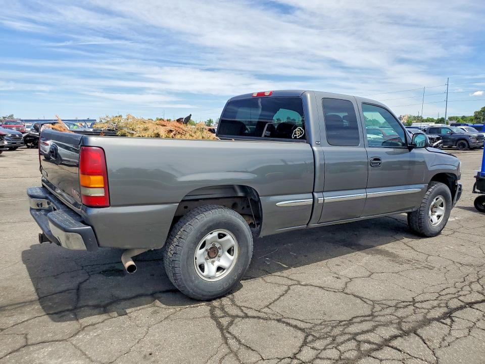 53172486 :رقم المزاد ، 2GTEK19T721209908 vin ، 2002 Gmc New Sierra مزاد بيع