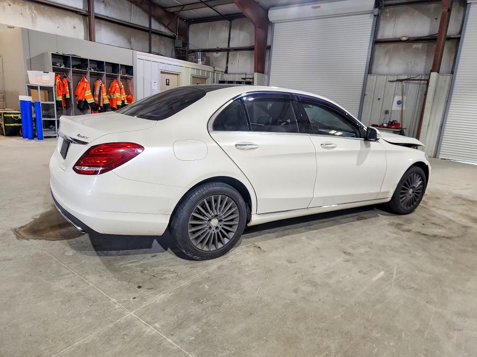 Продажа на аукционе авто 2015 Mercedes-benz C, vin: 55SWF4KB4FU073024, номер лота: 54116136