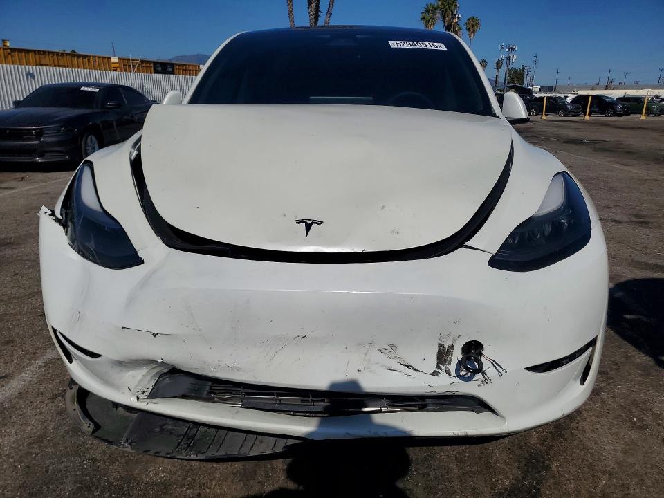 52940516 :رقم المزاد ، 7SAYGDEE2PF844212 vin ، 2023 Tesla Model Y مزاد بيع