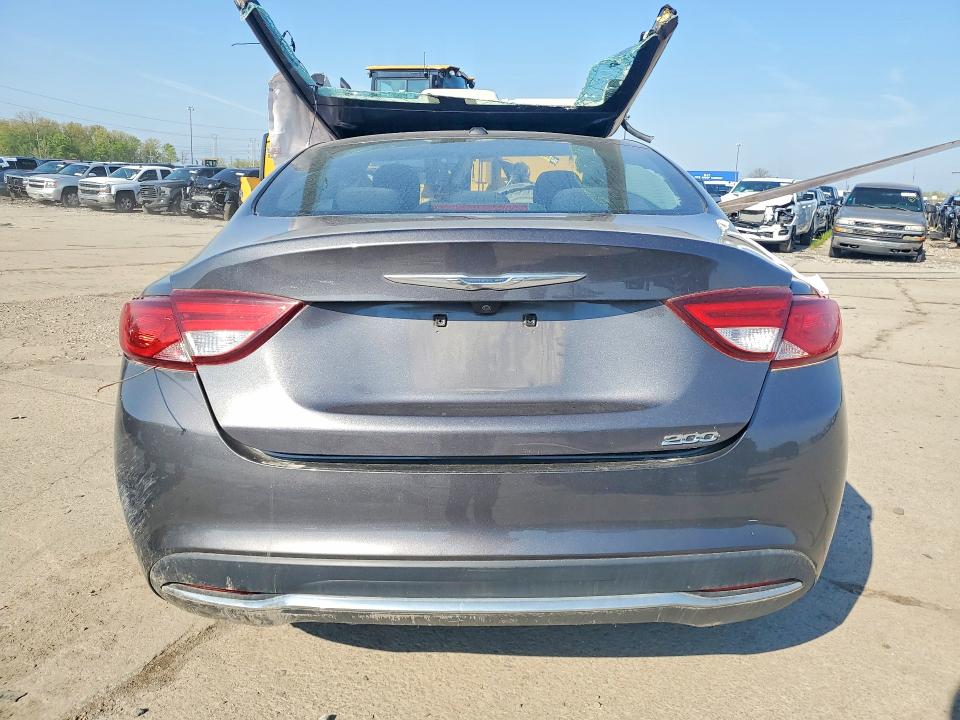 Продаж на аукціоні авто 2015 Chrysler 200, vin: 1C3CCCAB1FN641924, номер лоту: 52571666
