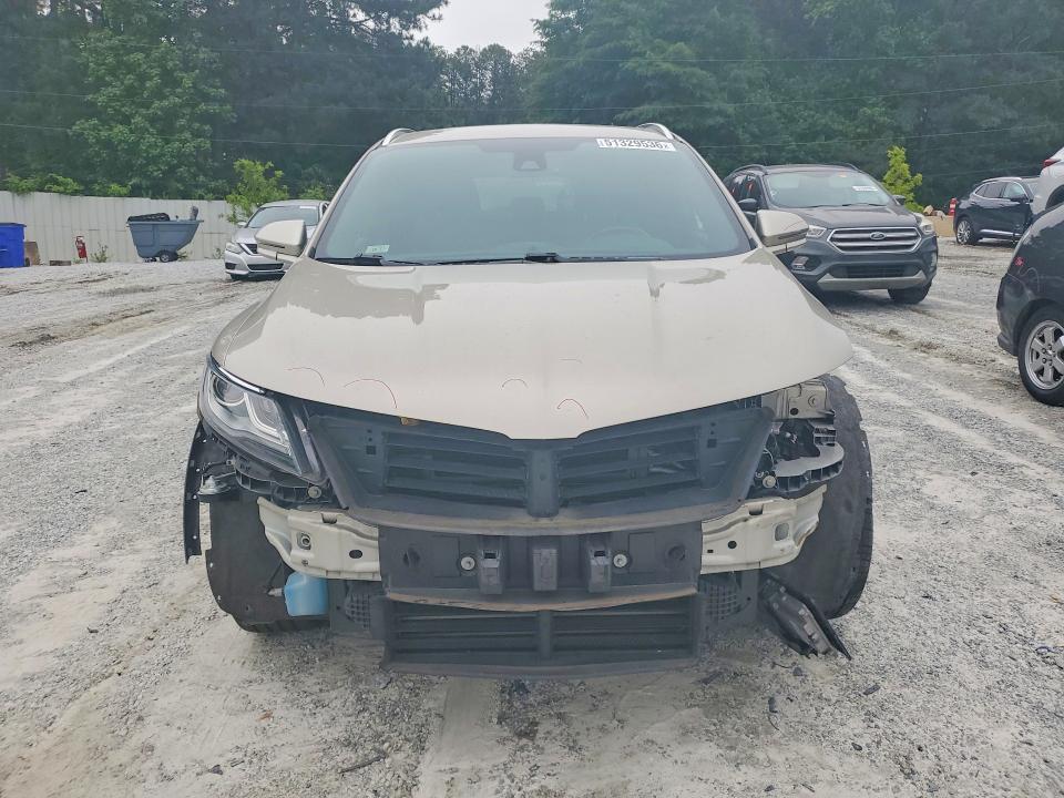 Продажа на аукционе авто 2015 Lincoln Townhouse Mkc, vin: 5LMCJ1A90FUJ08819, номер лота: 51329536