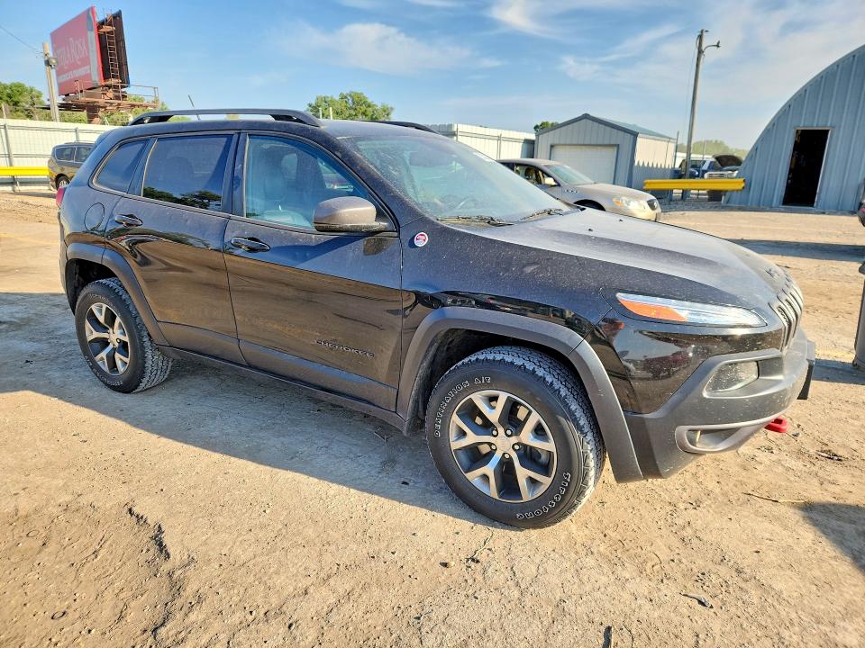Продаж на аукціоні авто 2015 Jeep Cherokee, vin: 1C4PJMBSXFW522691, номер лоту: 53522366