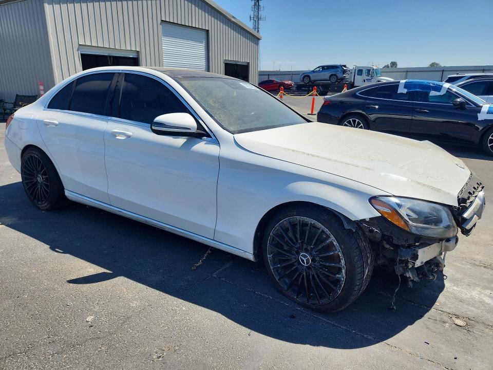 Продажа на аукционе авто 2016 Mercedes-benz C, vin: 55SWF4JB8GU144261, номер лота: 52934266