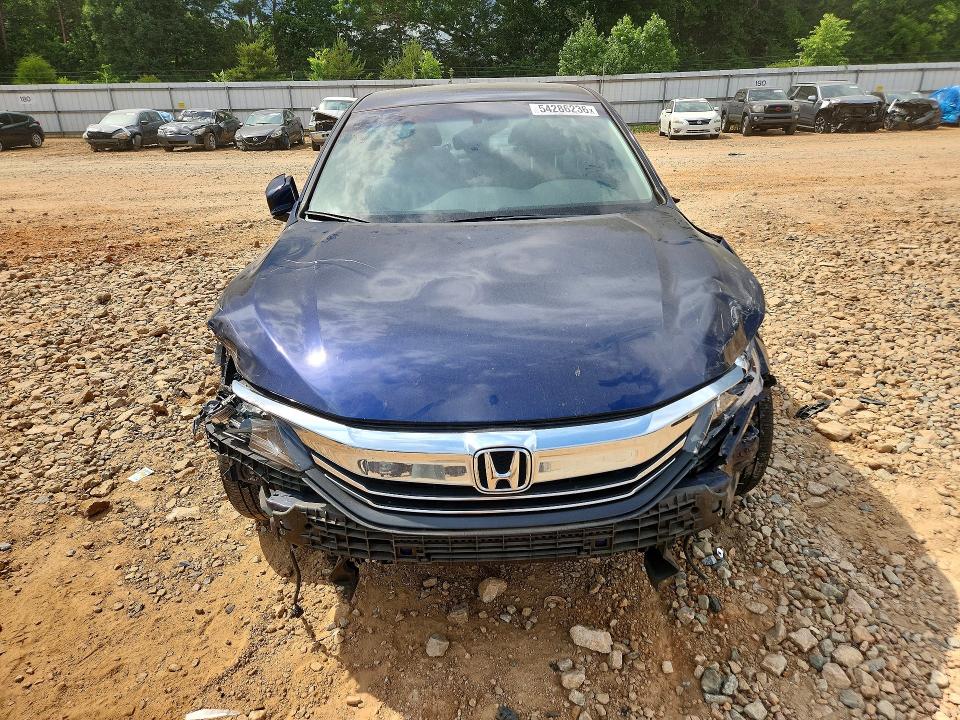 Продажа на аукционе авто 2017 Honda Accord, vin: 1HGCR2F82HA276196, номер лота: 54286236