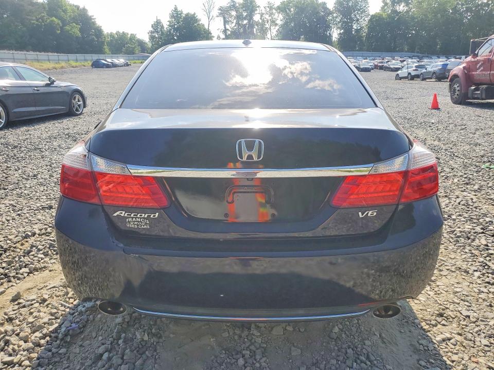 Продажа на аукционе авто 2015 Honda Accord, vin: 1HGCR3F8XFA012582, номер лота: 54249656