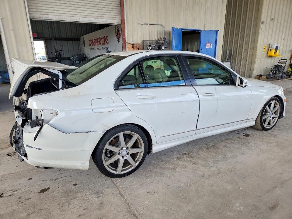 2014 Mercedes-benz C მანქანა იყიდება აუქციონზე, vin: WDDGF4HBXEA964249, აუქციონის ნომერი: 54693466