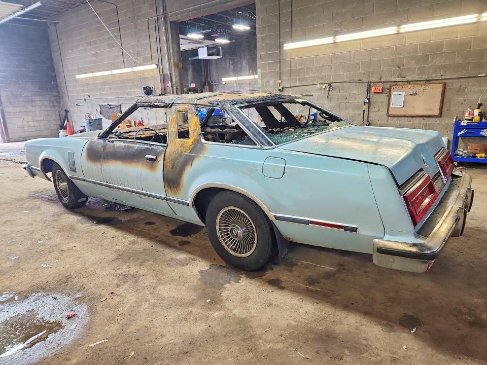 52568436 :رقم المزاد ، 9G87F292903 vin ، 1979 Ford Thundrbird مزاد بيع