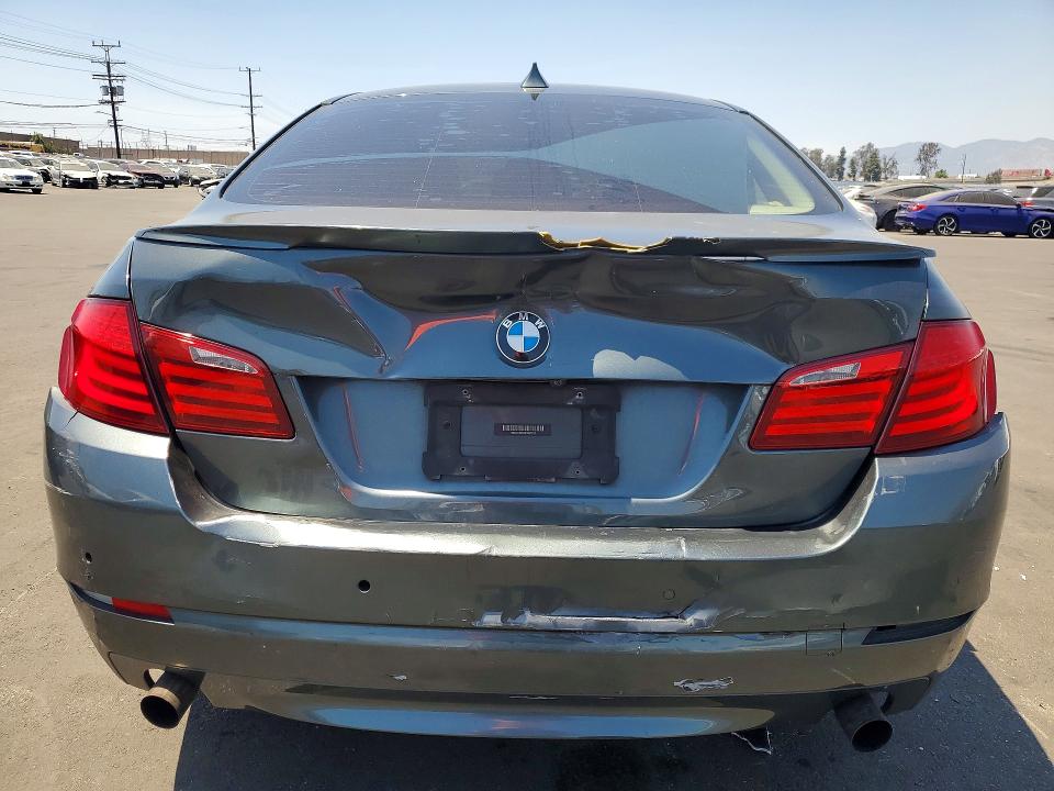 54525536 :رقم المزاد ، WBAFR7C53BC807787 vin ، 2011 Bmw 535 مزاد بيع