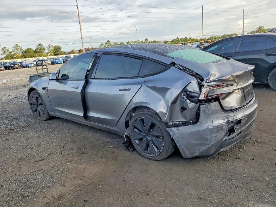 55207966 :رقم المزاد ، 5YJ3E1EA6SF005603 vin ، 2025 Tesla Model 3 مزاد بيع