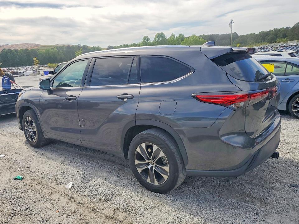 52094516 :رقم المزاد ، 5TDGZRAH7MS052239 vin ، 2021 Toyota Highlander مزاد بيع