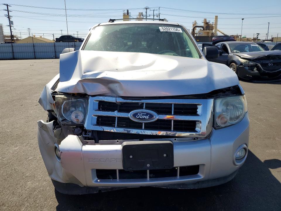 52021156 :رقم المزاد ، 1FMCU0D77BKA27787 vin ، 2011 Ford Escape مزاد بيع