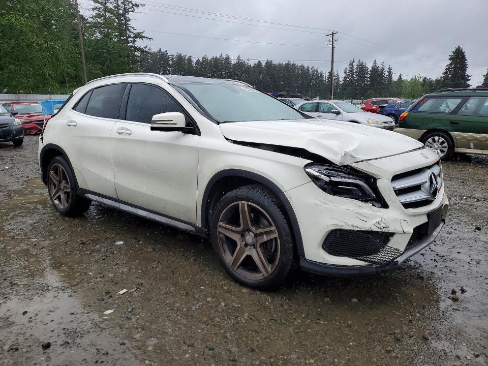 53702946 :رقم المزاد ، WDCTG4GB4HJ332823 vin ، 2017 Mercedes-benz Gla مزاد بيع