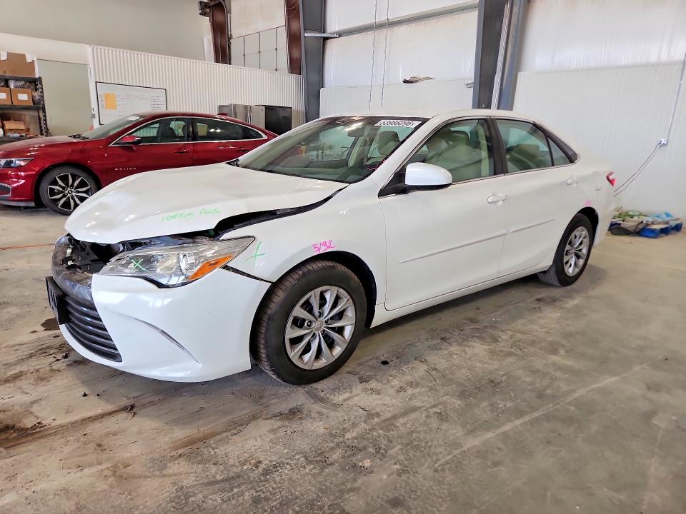 Продажа на аукционе авто 2015 Toyota Camry, vin: 4T4BF1FK4FR462800, номер лота: 53986096