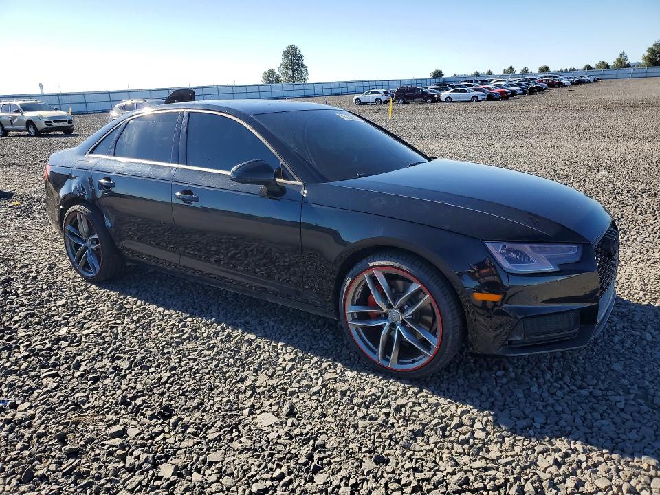 52932636 :رقم المزاد ، WAUGNAF47HN000640 vin ، 2017 Audi A4 مزاد بيع