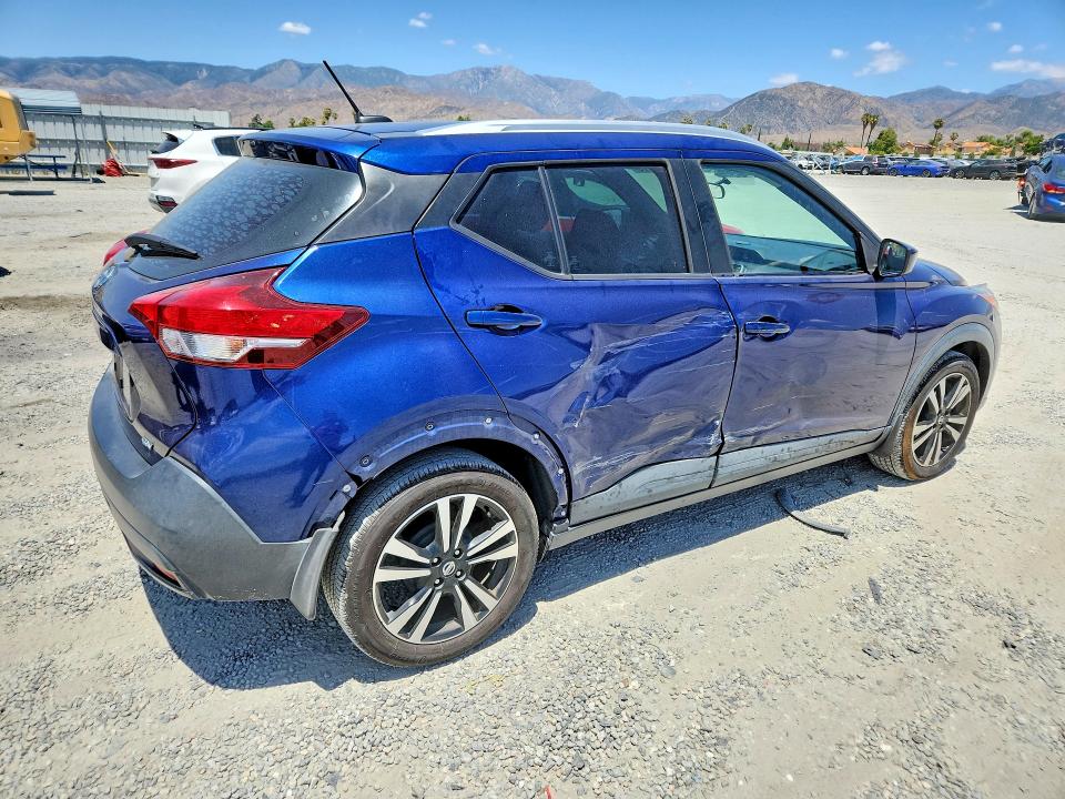 Продажа на аукционе авто 2019 Nissan Kicks, vin: 3N1CP5CU5KL516982, номер лота: 54918416