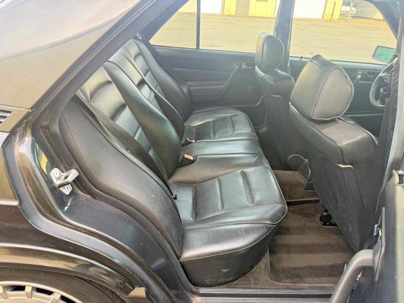 53385956 :رقم المزاد ، WDBDA34D2HF346149 vin ، 1987 Mercedes-benz 190 مزاد بيع