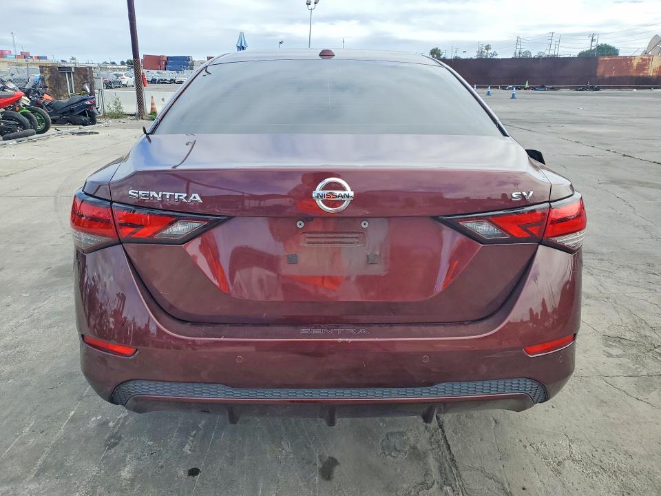 Продажа на аукционе авто 2022 Nissan Sentra, vin: 3N1AB8CV4NY215160, номер лота: 52259736