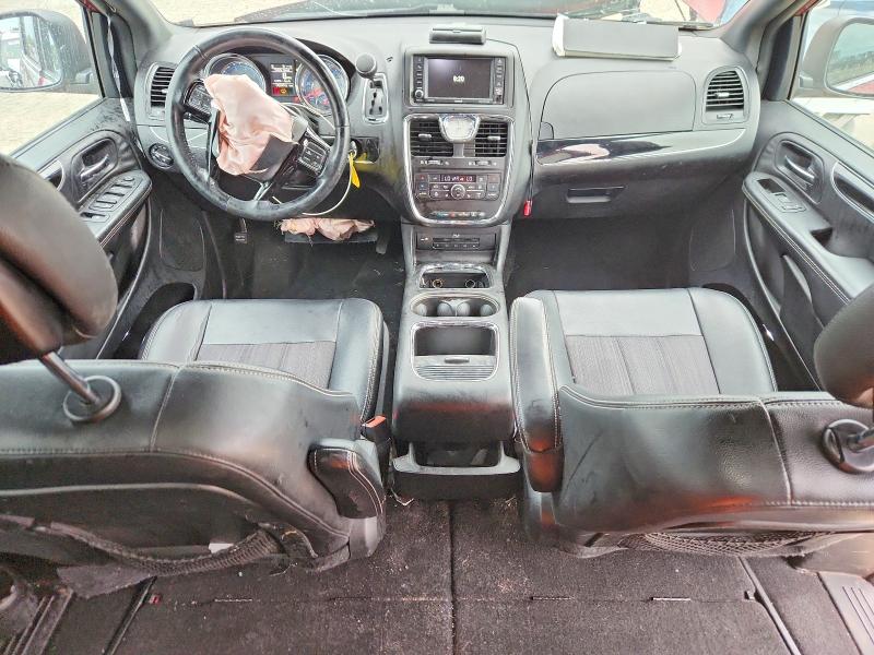 52075616 :رقم المزاد ، 2C4RC1HG2FR731310 vin ، 2015 Chrysler Town & Country مزاد بيع