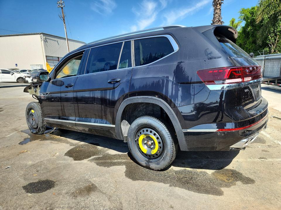 51472376 :رقم المزاد ، 1V2FR2CA7RC588604 vin ، 2024 Volkswagen Atlas مزاد بيع