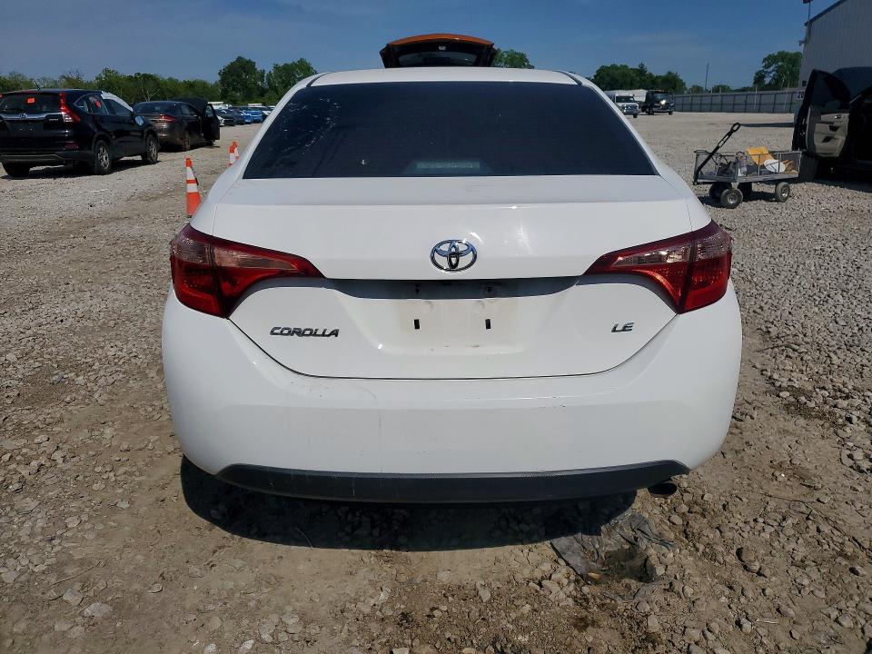 Продажа на аукционе авто 2018 Toyota Corolla, vin: 2T1BURHE5JC111023, номер лота: 53006256