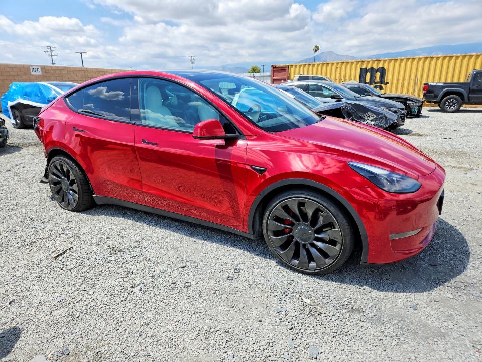 55452056 :رقم المزاد ، 7SAYGDEF0NF342742 vin ، 2022 Tesla Model Y مزاد بيع