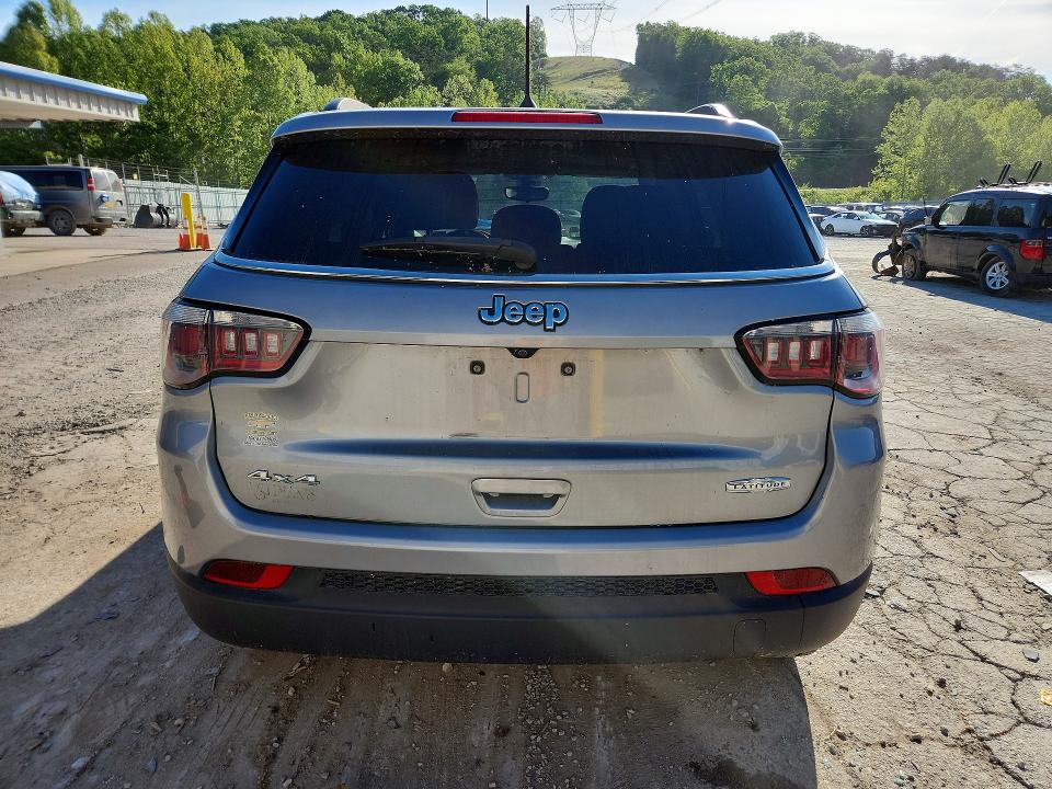 2018 Jeep Compass მანქანა იყიდება აუქციონზე, vin: 3C4NJDBB7JT479451, აუქციონის ნომერი: 53002946