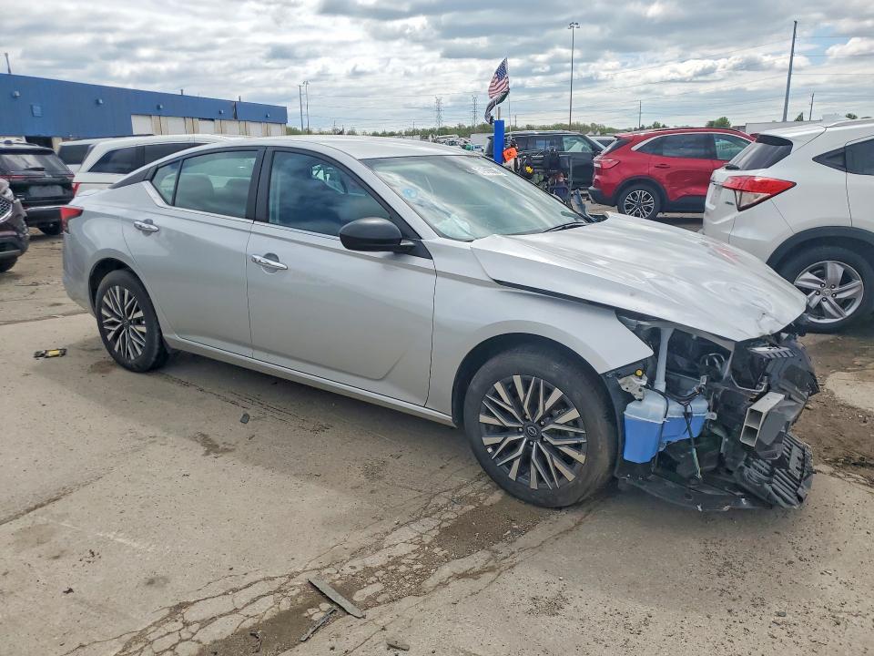 Продаж на аукціоні авто 2025 Nissan Altima, vin: 1N4BL4DW3SN410714, номер лоту: 51916506