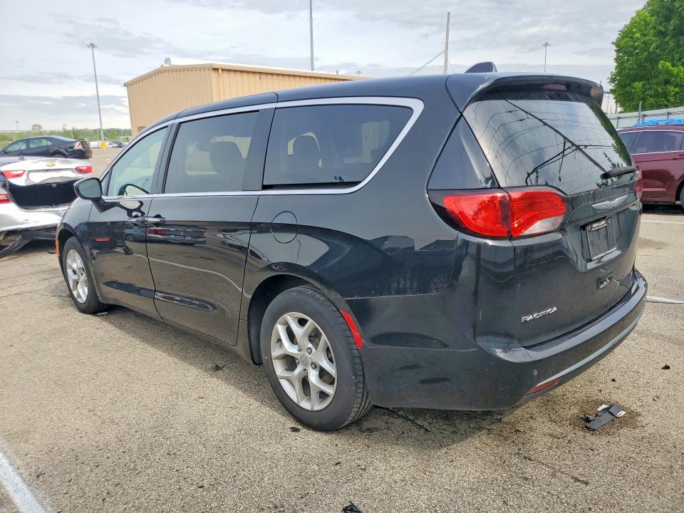 51944016 :رقم المزاد ، 2C4RC1FG2JR122939 vin ، 2018 Chrysler Pacifica مزاد بيع