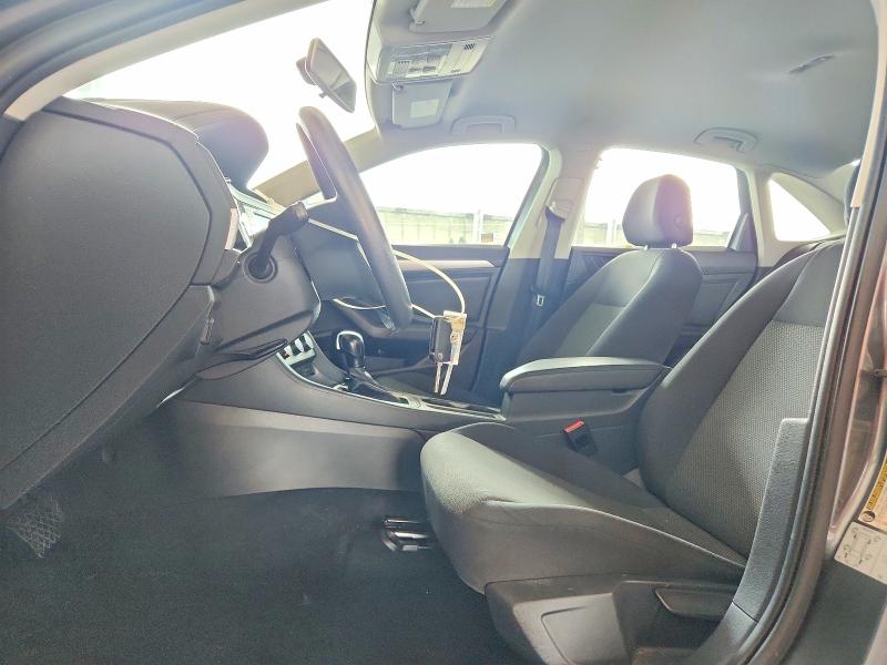55390136 :رقم المزاد ، 3VWCB7BU3LM068128 vin ، 2020 Volkswagen Jetta مزاد بيع