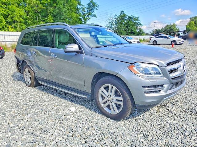53781496 :رقم المزاد ، 4JGDF6EE8GA699062 vin ، 2016 Mercedes-benz Gl مزاد بيع