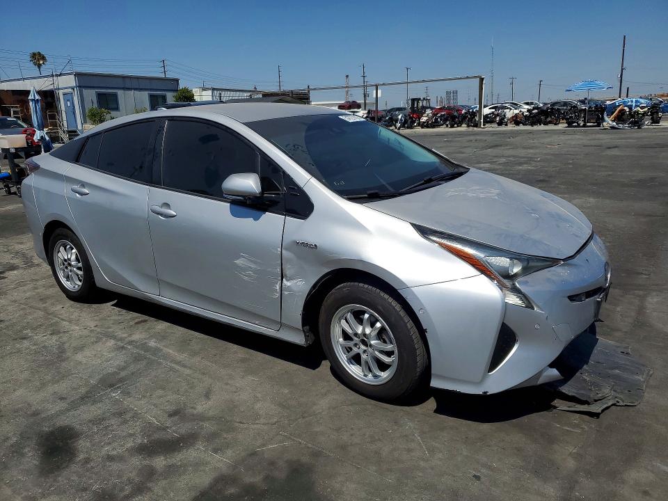 2018 Toyota Prius მანქანა იყიდება აუქციონზე, vin: JTDKBRFU1J3586158, აუქციონის ნომერი: 54727456