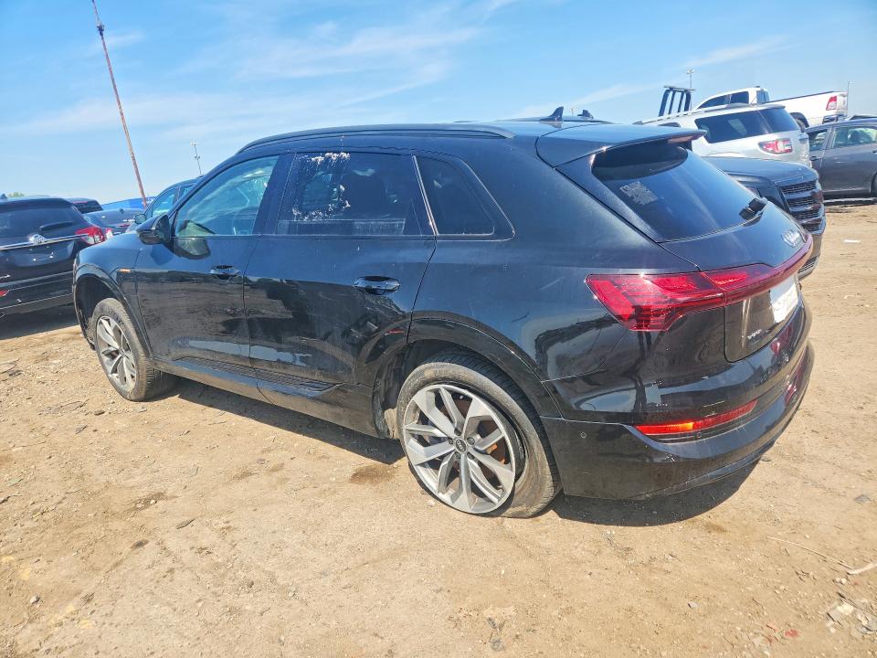 Продажа на аукционе авто 2021 Audi E-tron, vin: WA1LAAGE1MB020277, номер лота: 55243006