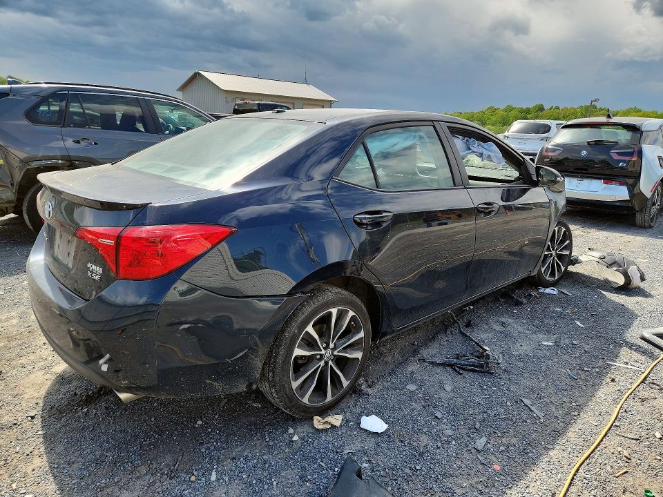52430466 :رقم المزاد ، 2T1BURHE2JC081706 vin ، 2018 Toyota Corolla مزاد بيع