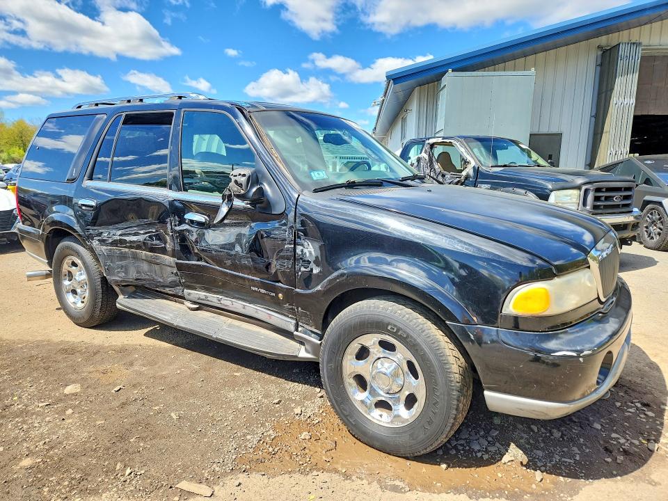 2001 Lincoln Townhouse Navigator მანქანა იყიდება აუქციონზე, vin: 5LMFU28R51LJ14579, აუქციონის ნომერი: 51806206