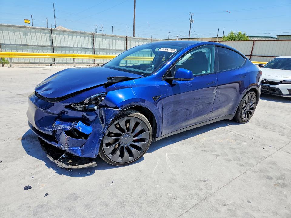 Auction sale of the 2023 Tesla Model Y, vin: 7SAYGDEF6PF641185, lot number: 52967256