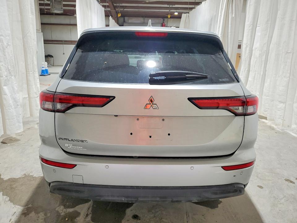 2023 Mitsubishi Outlander მანქანა იყიდება აუქციონზე, vin: JA4J4TA84PZ008004, აუქციონის ნომერი: 54918346