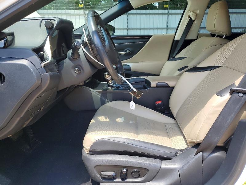 53608896 :رقم المزاد ، 58ADZ1B10LU077150 vin ، 2020 Lexus Es مزاد بيع