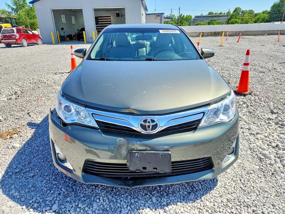 54989466 :رقم المزاد ، 4T1BF1FK5EU732724 vin ، 2014 Toyota Camry مزاد بيع