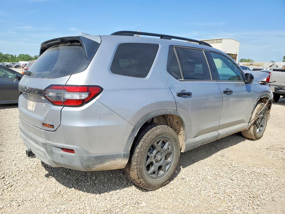 Продаж на аукціоні авто 2025 Honda Pilot, vin: 5FNYG1H6XSB185353, номер лоту: 52079746