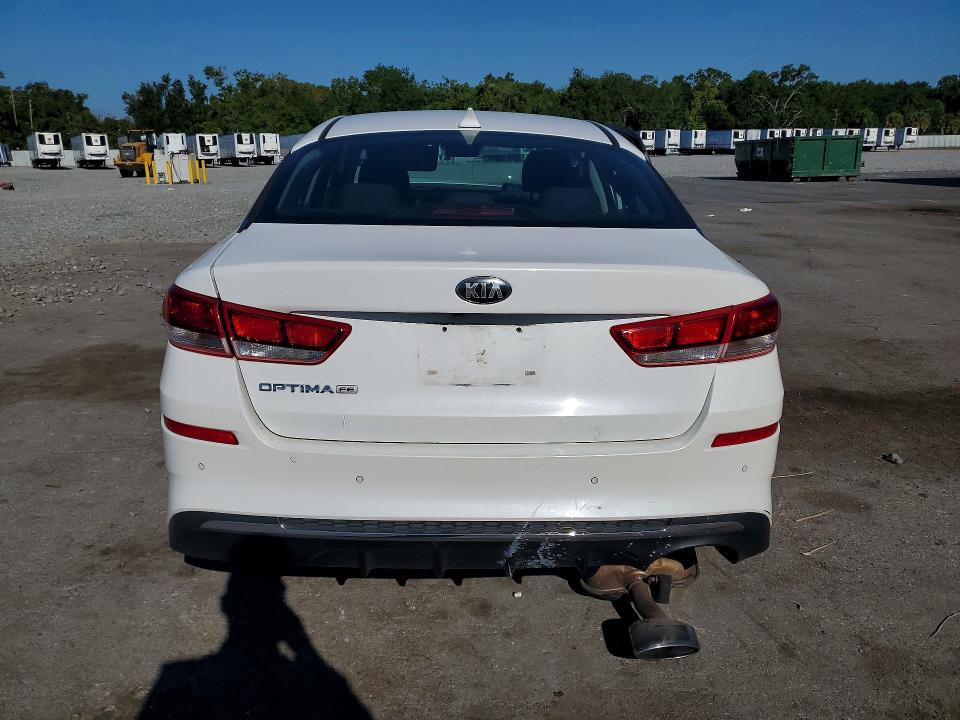 2019 Kia Optima მანქანა იყიდება აუქციონზე, vin: 5XXGT4L37KG282674, აუქციონის ნომერი: 52671236