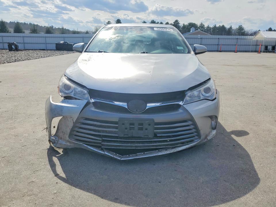 2017 Toyota Camry Hybrid მანქანა იყიდება აუქციონზე, vin: 4T1BD1FK7HU219680, აუქციონის ნომერი: 52605276