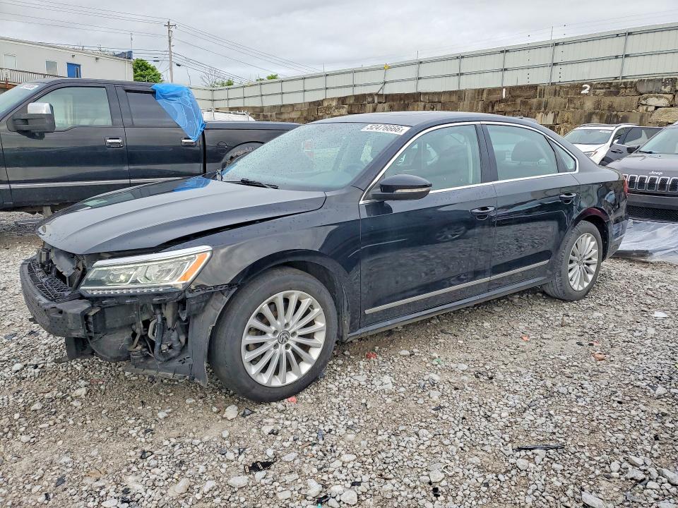 52476666 :رقم المزاد ، 1VWBT7A37GC056444 vin ، 2016 Volkswagen Passat مزاد بيع