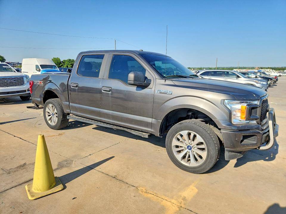 53369286 :رقم المزاد ، 1FTEW1E53JKE21411 vin ، 2018 Ford F150 مزاد بيع