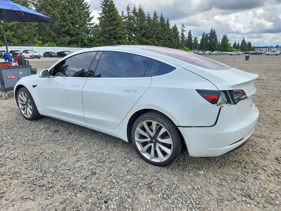 2018 Tesla Model 3 მანქანა იყიდება აუქციონზე, vin: 5YJ3E1EA2JF164584, აუქციონის ნომერი: 53837156